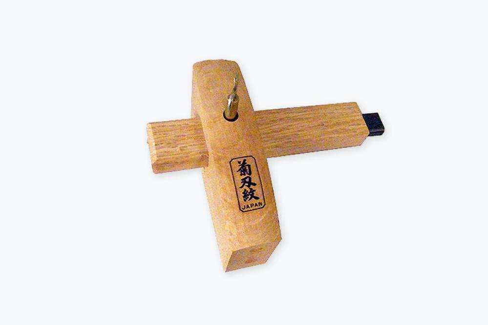 Kama Kebiki (Marking Gauge), Oak Marking